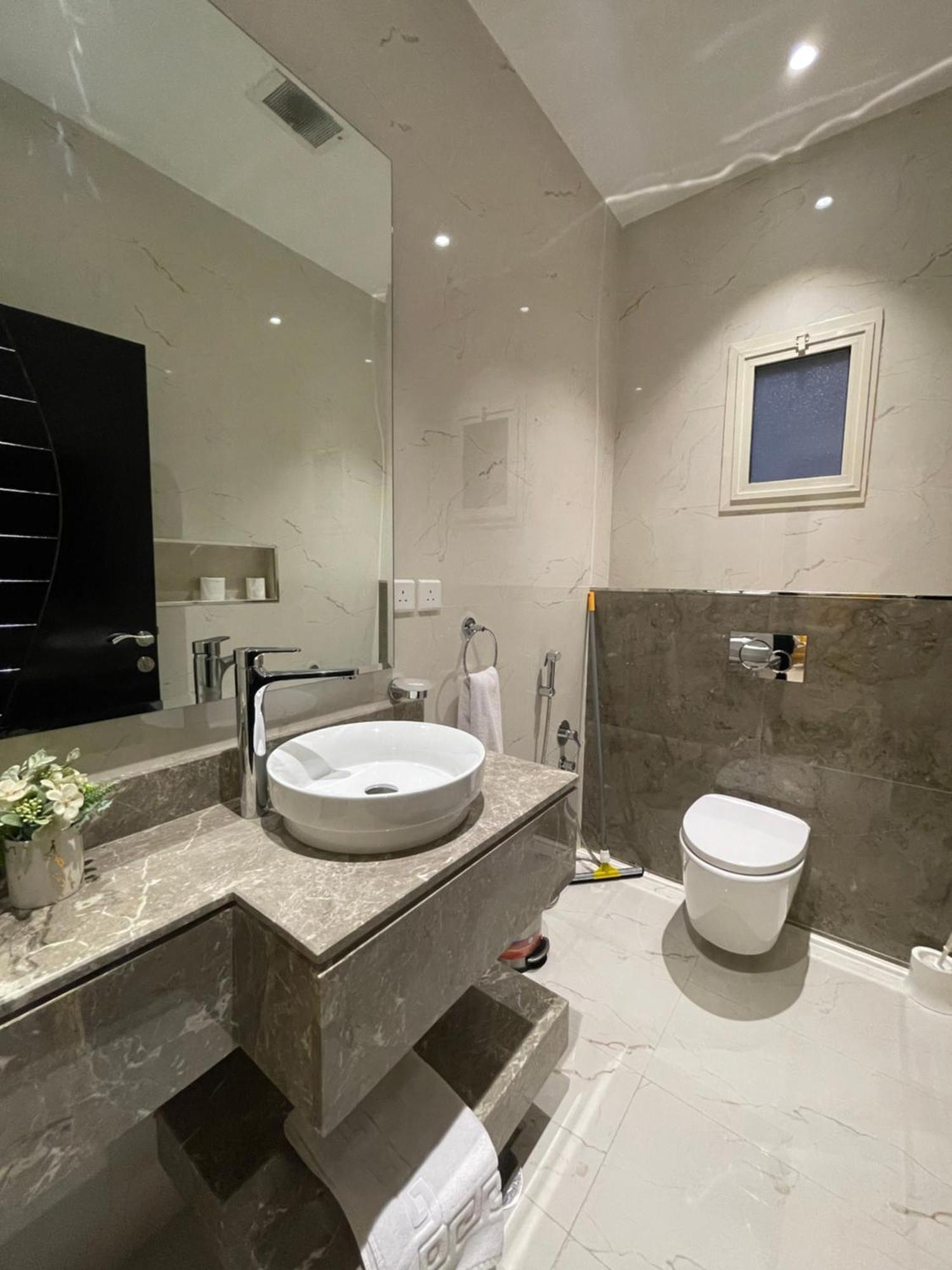 شقق خاصه بطابع حديث وفندقي - تسجيل ذاتي Private Apartments With Modern Vibes - Self Checkin Riade Exterior foto
