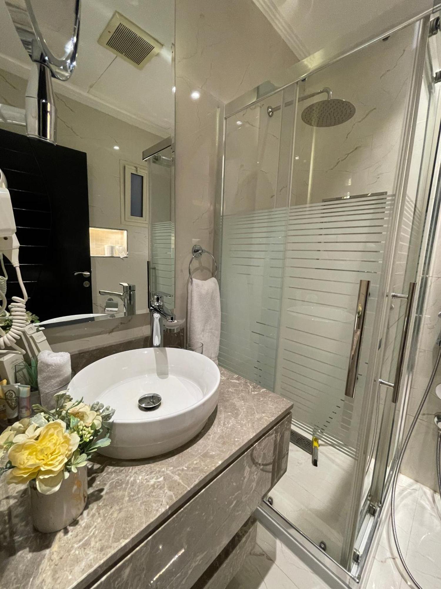 شقق خاصه بطابع حديث وفندقي - تسجيل ذاتي Private Apartments With Modern Vibes - Self Checkin Riade Exterior foto