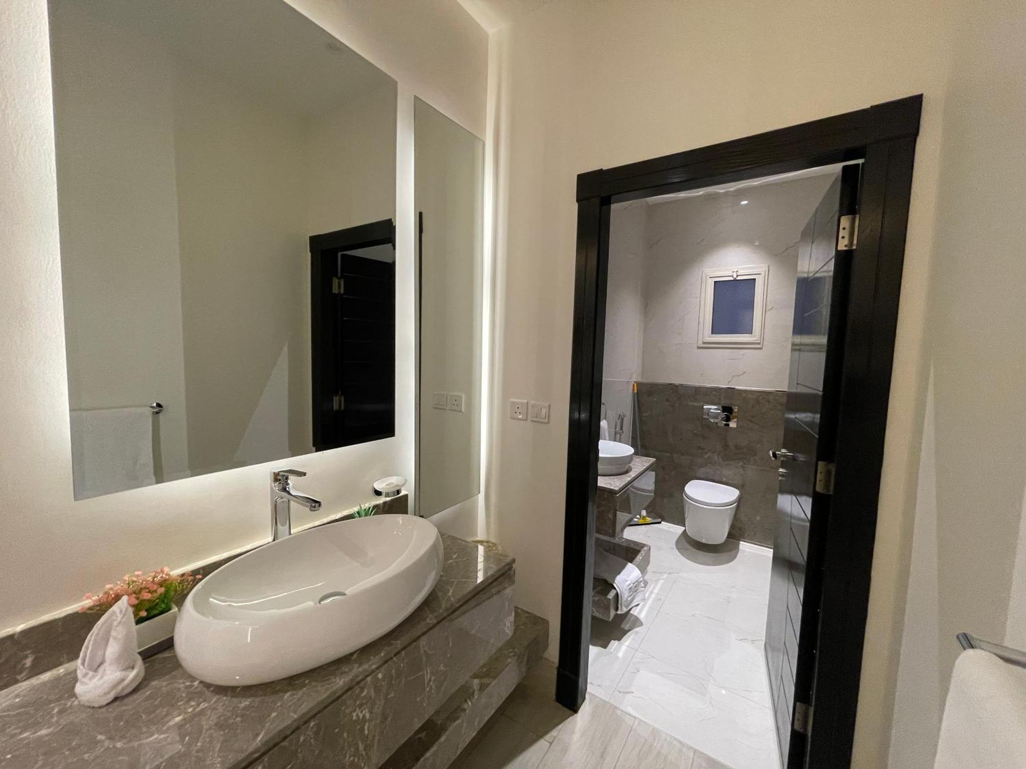 شقق خاصه بطابع حديث وفندقي - تسجيل ذاتي Private Apartments With Modern Vibes - Self Checkin Riade Exterior foto