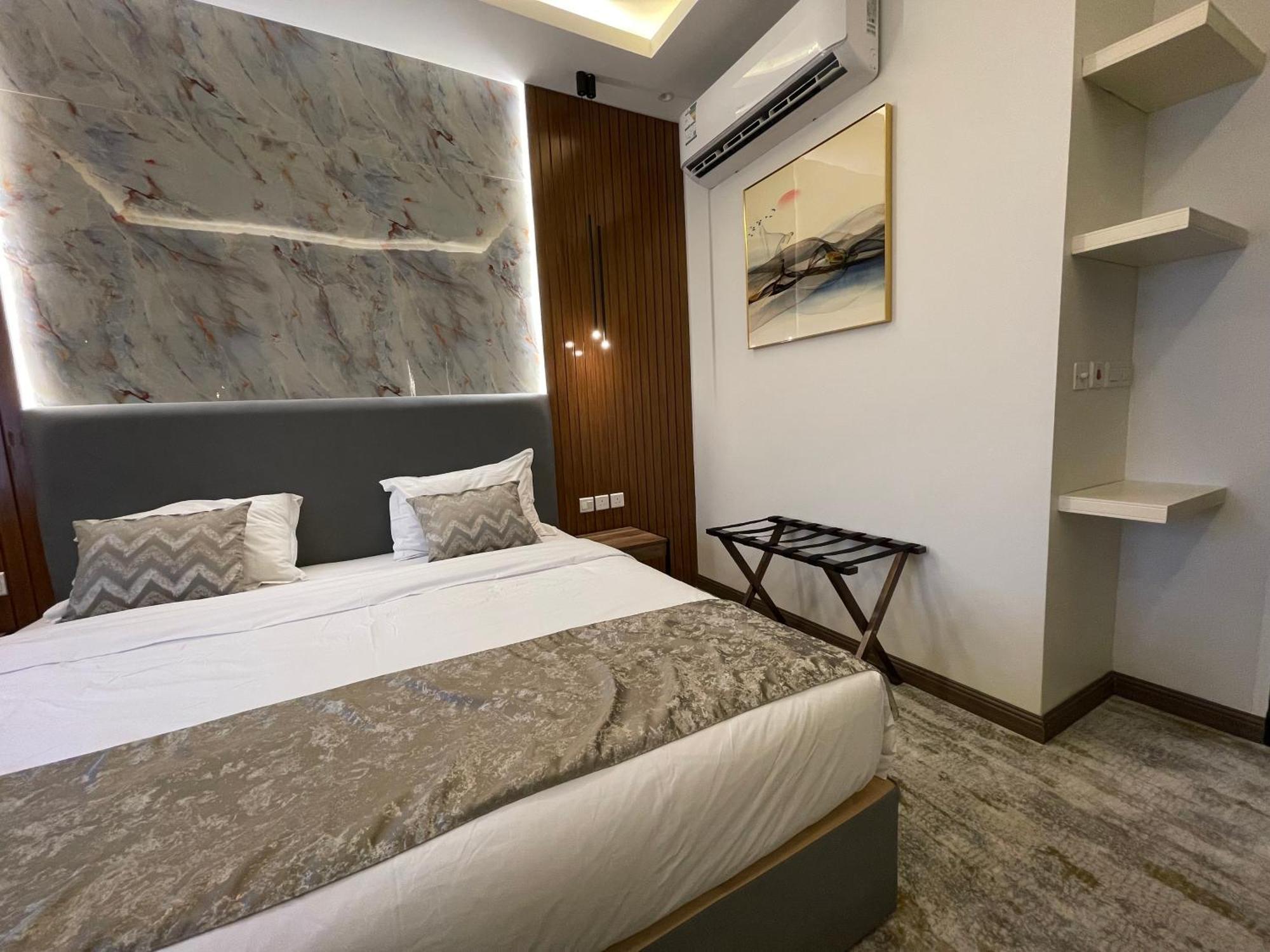 شقق خاصه بطابع حديث وفندقي - تسجيل ذاتي Private Apartments With Modern Vibes - Self Checkin Riade Exterior foto